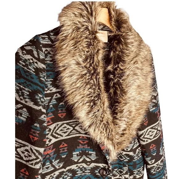 Skies Are Blue by Anthropologie Aztec Coat - Picture 4 of 13
